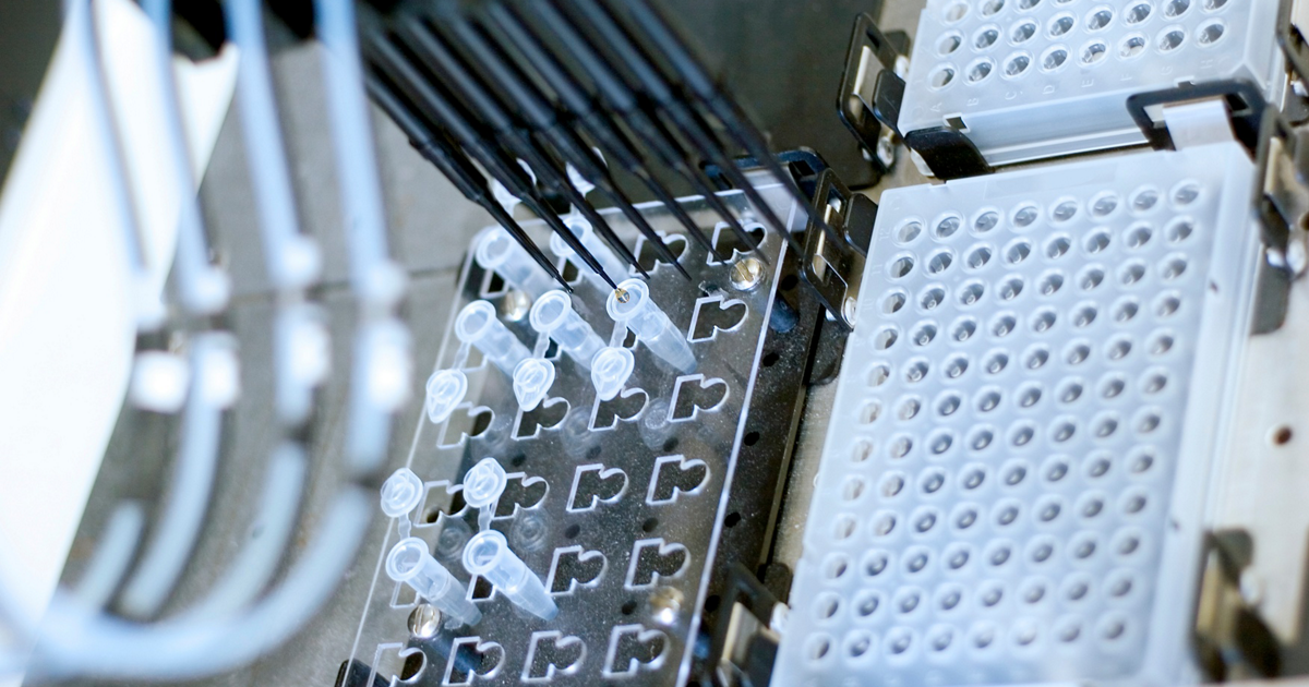 Machine Status Indication in Automated Clinical Laboratories